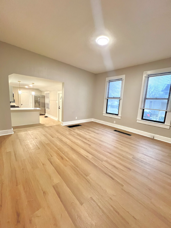 4932 Roanoke Street - Photo 6 of 20