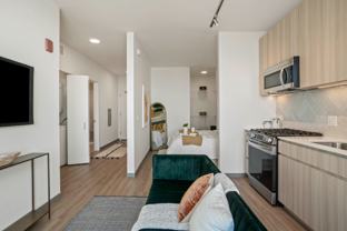 506 South Damen Avenue - Photo 1 of 1