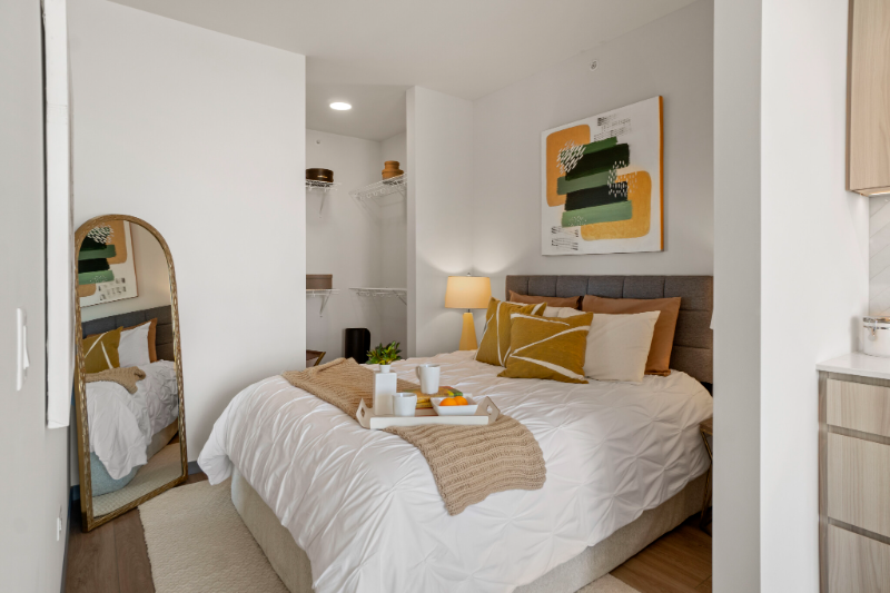 506 South Damen Avenue - Photo 3 of 18