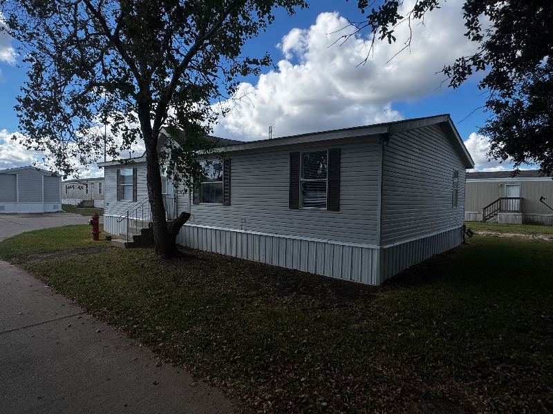 122 Fox Meadow Dr - Photo 2 of 15