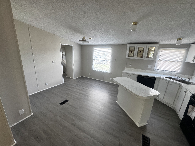 122 Fox Meadow Dr - Photo 5 of 15