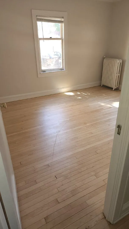 2608 E Newport Ave - Photo 4 of 5