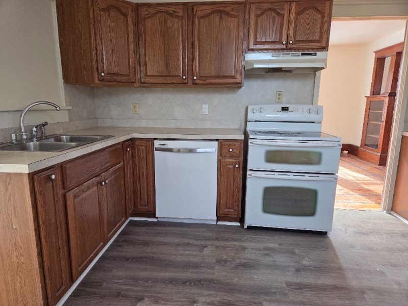 630 N Courtland St - Photo 4 of 20