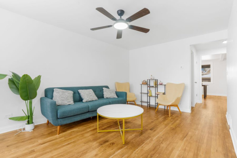 6136 South Kildare Avenue - Photo 3 of 20