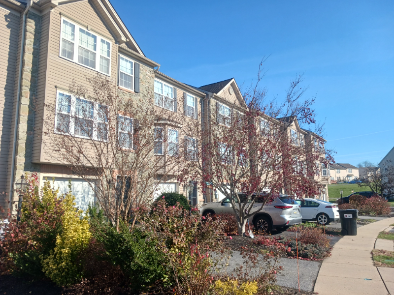 123 Bradford St - Photo 2 of 20