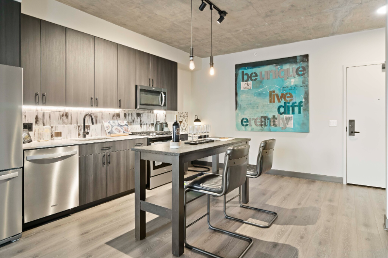 1349 West Lake Street - Photo 2 of 12