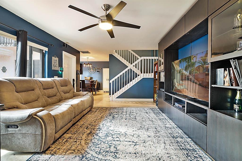 2876 Waterford Drive South #2876 - Photo 3 of 27