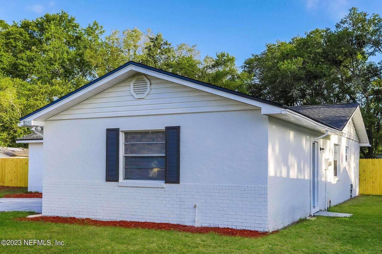 8203 Ireland Drive #8203 - Photo 3 of 15