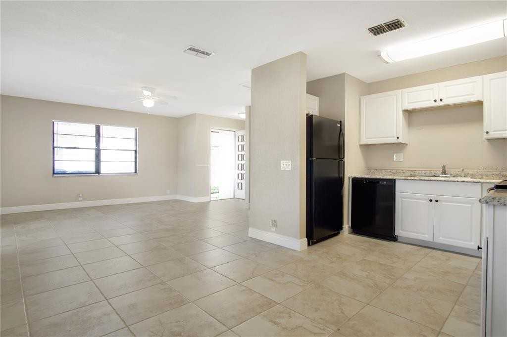 5605 Struthers Ct #5605 - Photo 5 of 20