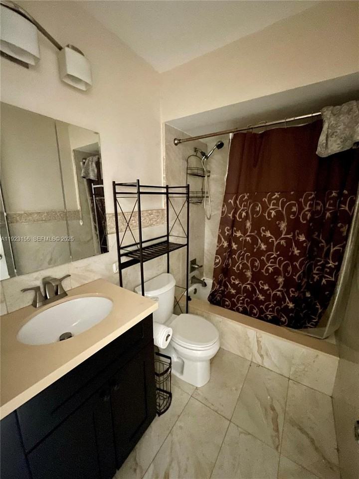 2665 Middle River Drive #2665-7 - Photo 6 of 8