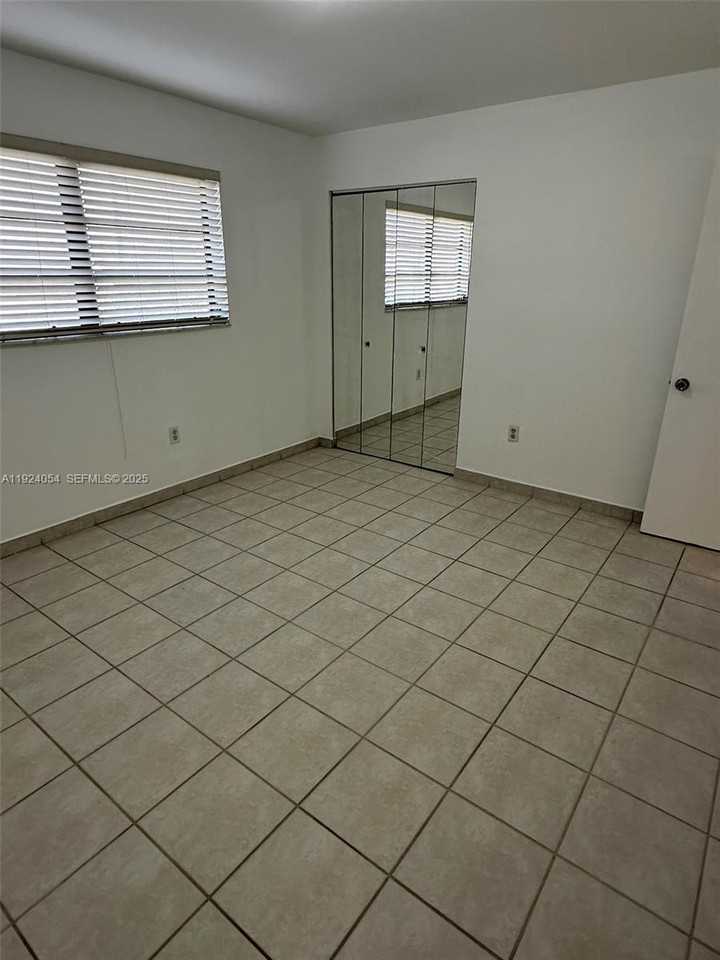 6346 Sw 136th Ct #6346107H - Photo 7 of 19