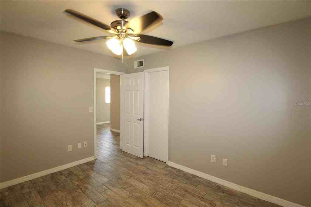 6371 Gateway Avenue #6371-6371 - Photo 6 of 9