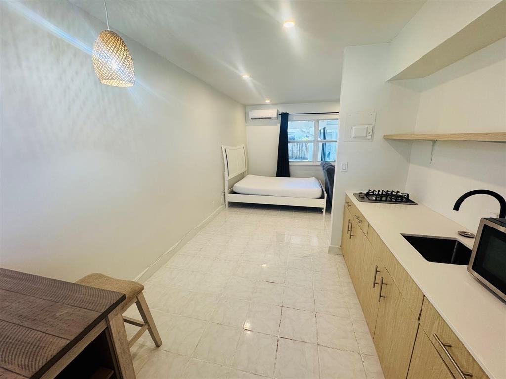 1941 Washington St #1941-3 - Photo 2 of 13