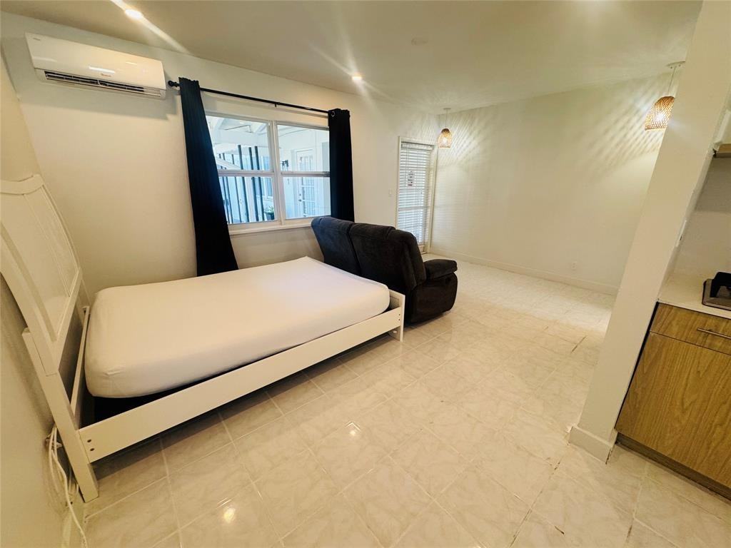 1941 Washington St #1941-3 - Photo 3 of 13