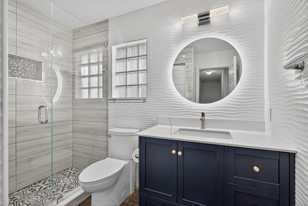 7004 Galleon Cove #7004 - Photo 4 of 50