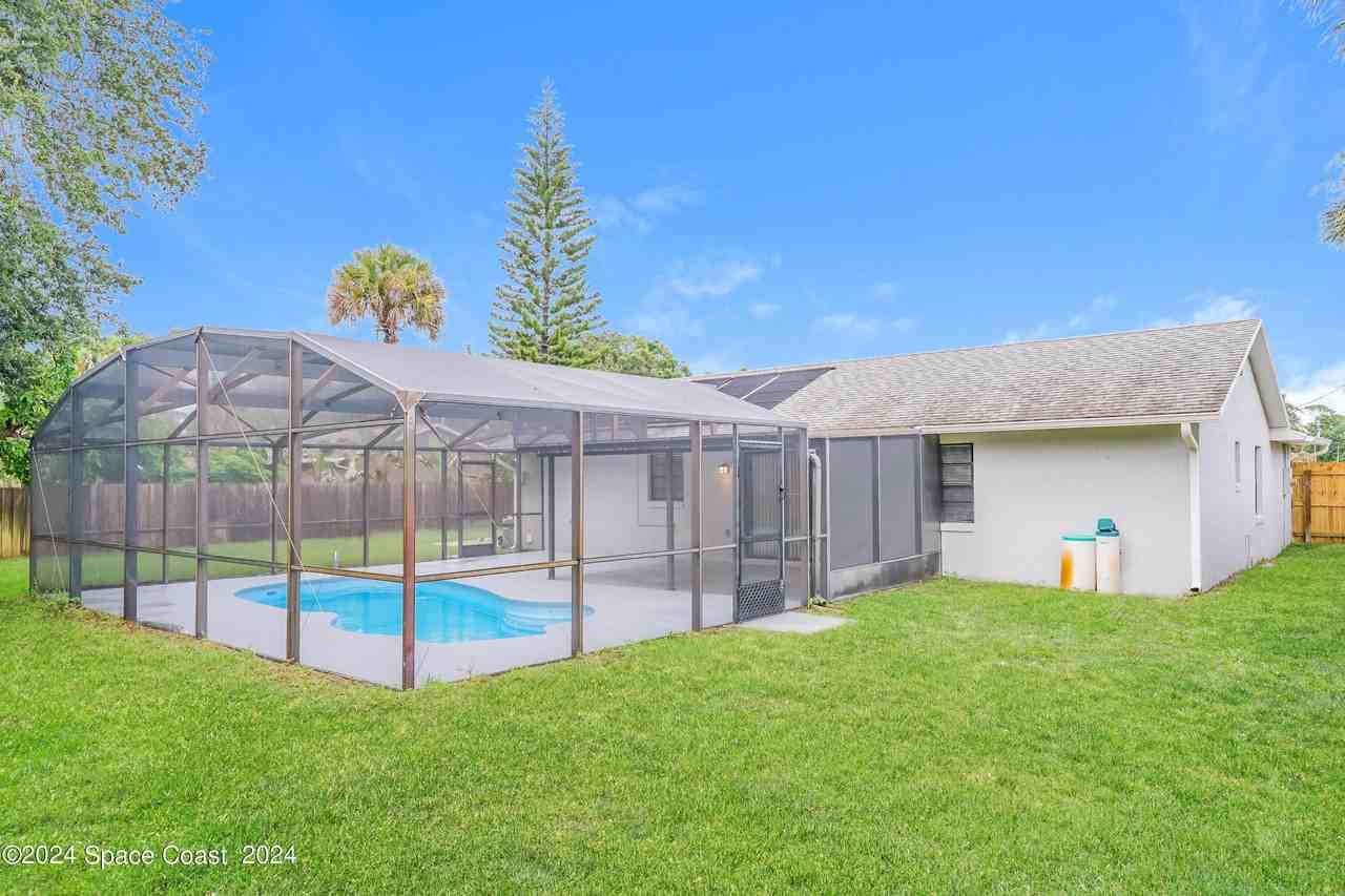 6830 Caliph Avenue #6830 - Photo 5 of 16