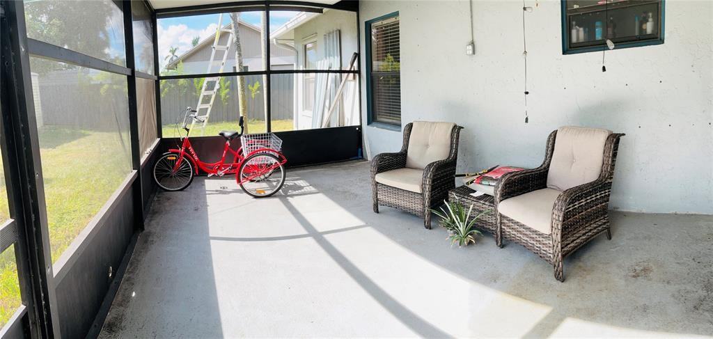 12900 Southwest 13th Manor #12900 - Photo 5 of 6