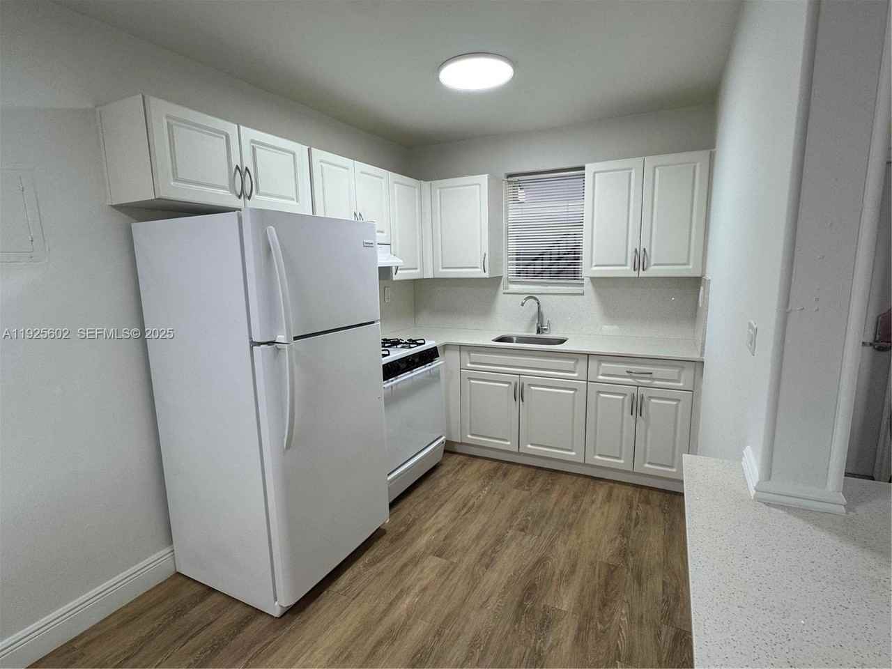 6705 Southwest 44th Street #6705-27 - Photo 3 of 7