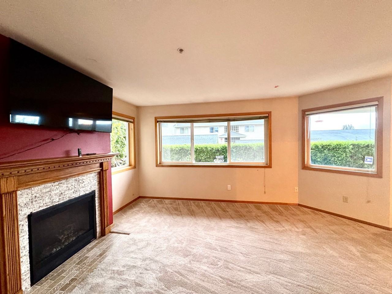 26325 Illinois Avenue Northeast #B103 - Photo 6 of 28