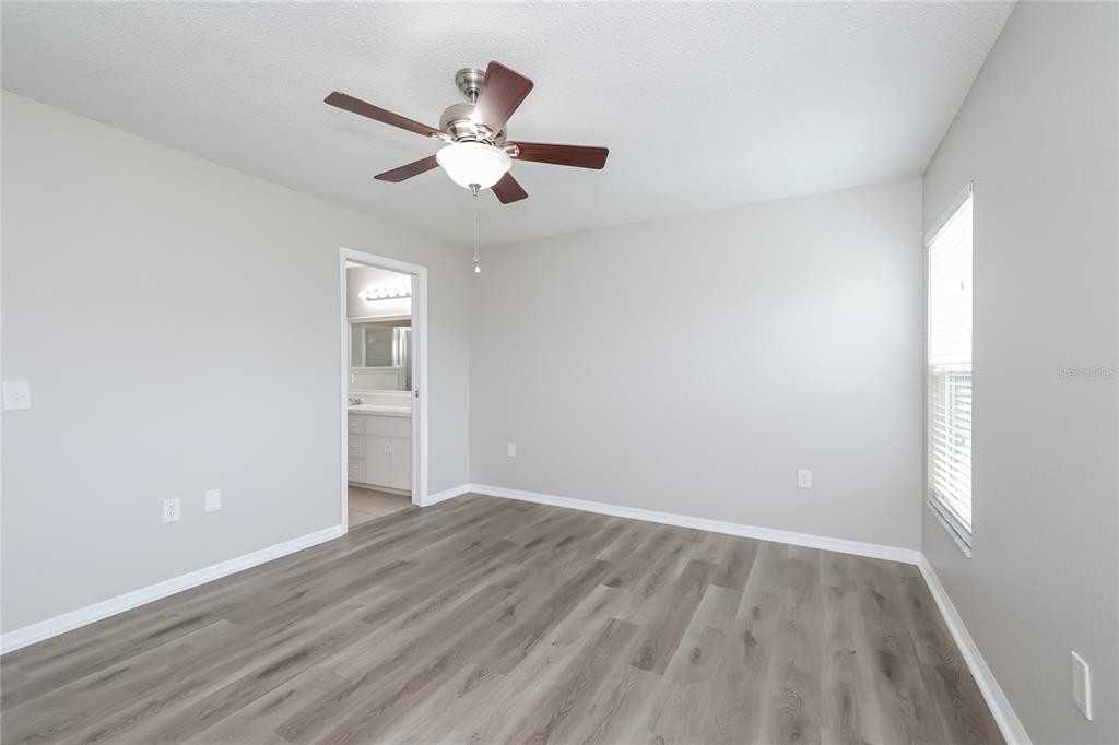 102 Ashley Loop #102 - Photo 5 of 16