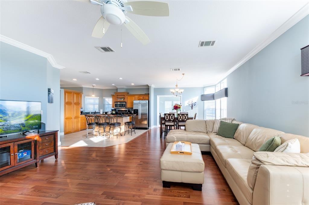 2 Emden Cir #2 - Photo 4 of 50