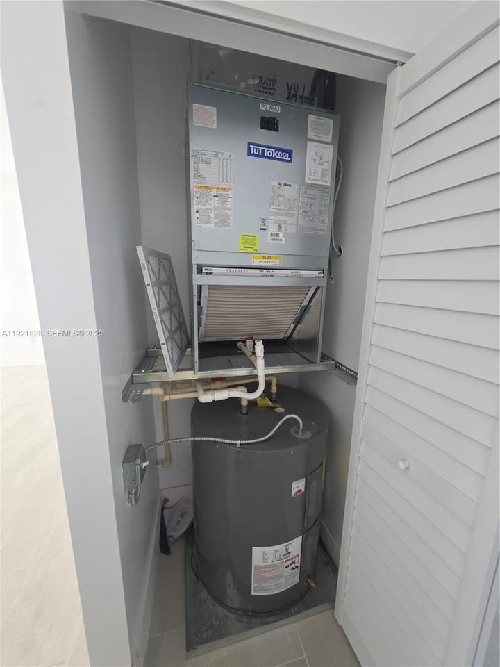 21210 Southwest 119th Avenue #21210-2 - Photo 2 of 50