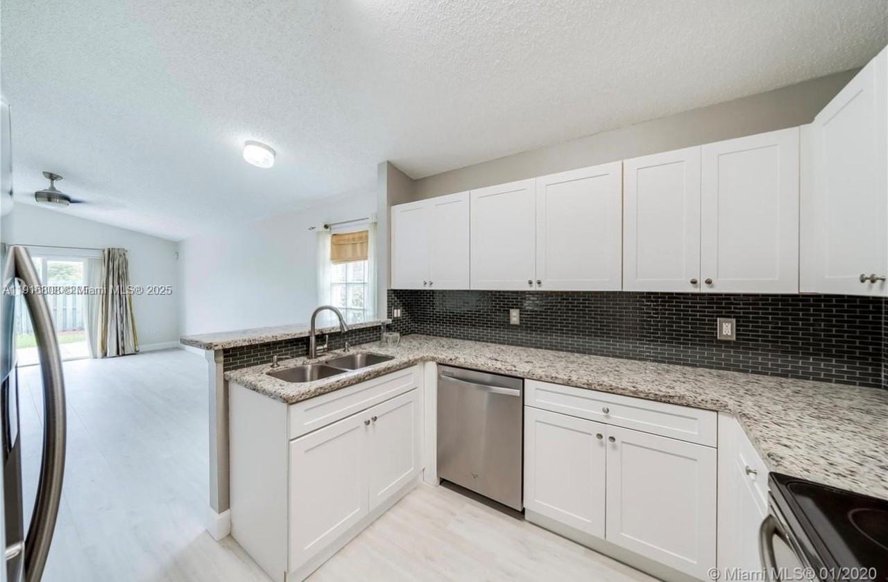 20421 Southwest 1st Street #20421 - Photo 2 of 50