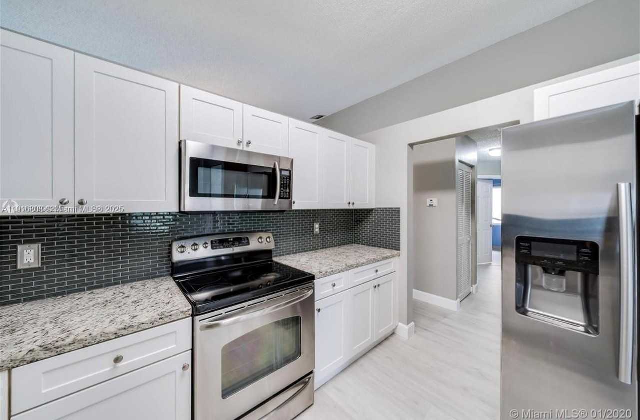 20421 Southwest 1st Street #20421 - Photo 3 of 50