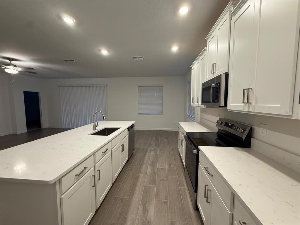 31740 Griffin Sands Lane #31740 - Photo 7 of 35