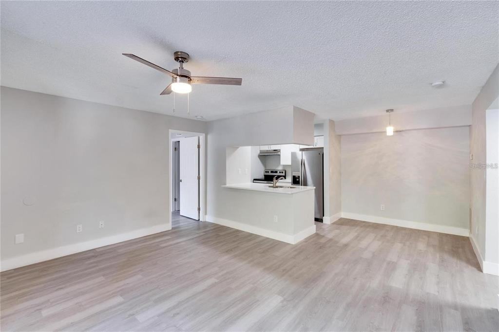 8718 Mallard Reserve Dr #8718-101 - Photo 3 of 25