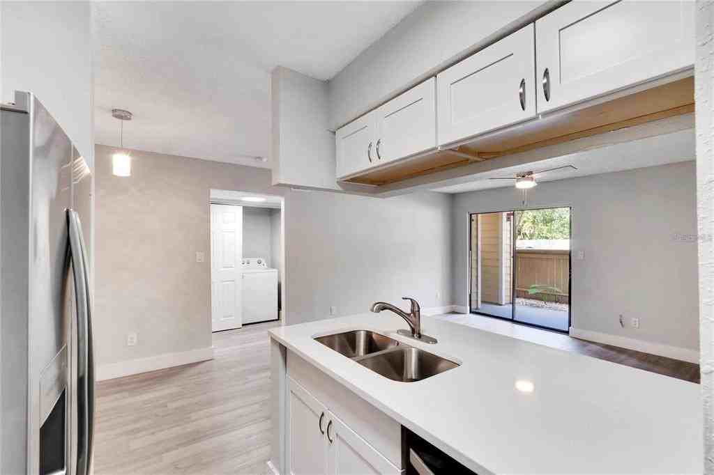 8718 Mallard Reserve Dr #8718-101 - Photo 7 of 25