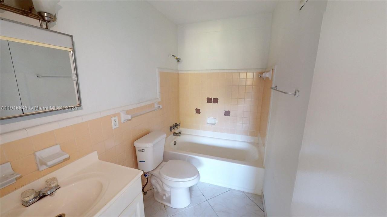 1825 Sw 67th Ave #1825-24 - Photo 2 of 13