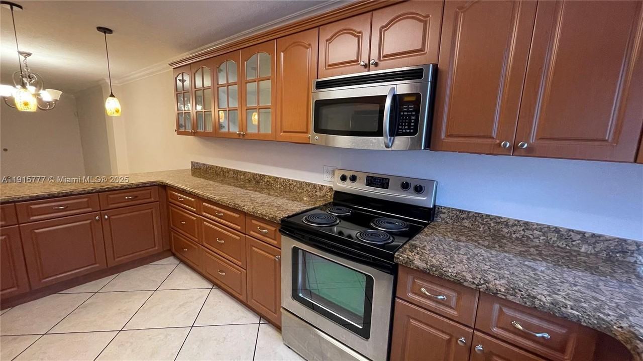 9113 Lime Tree Lane #9113-170 - Photo 6 of 50