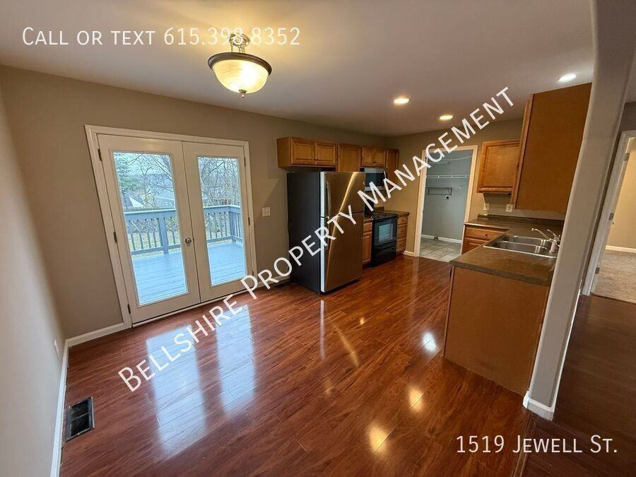 1519 Jewel Street - Photo 3 of 29