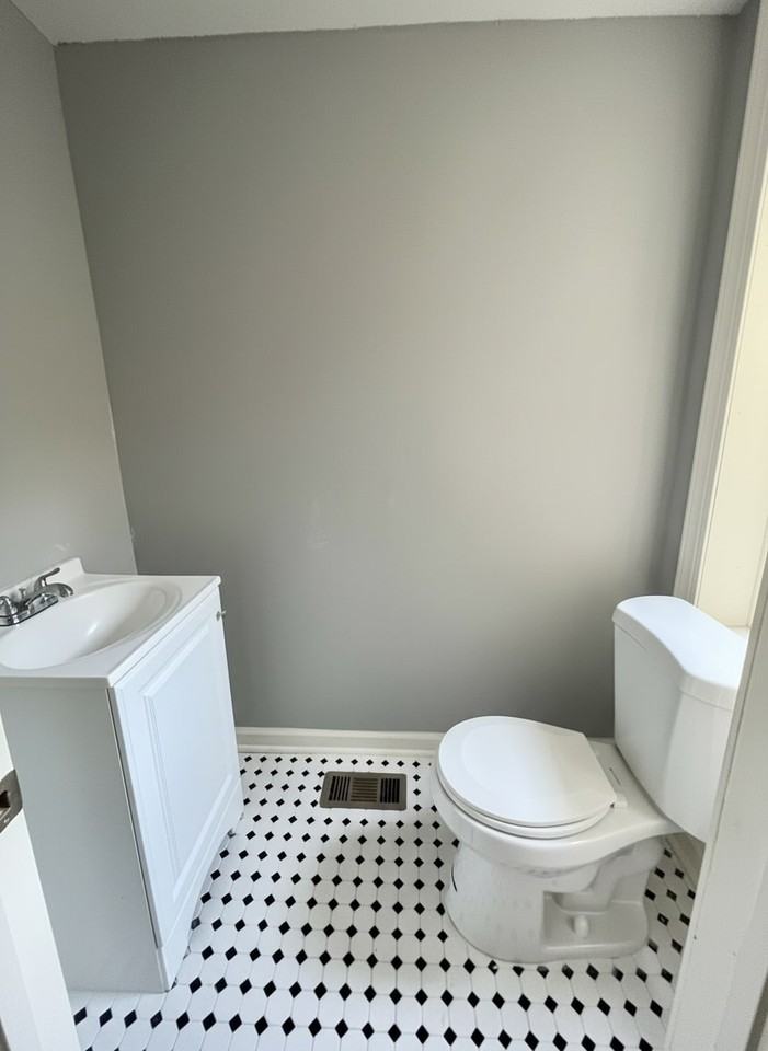 2515 N Lee St - Photo 6 of 21