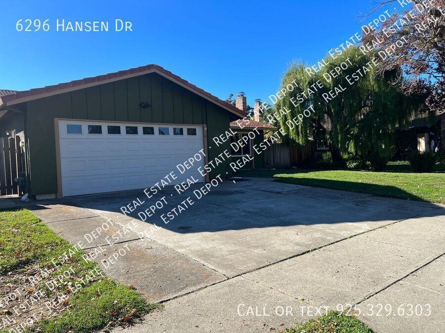 6296 Hansen Dr - Photo 4 of 34