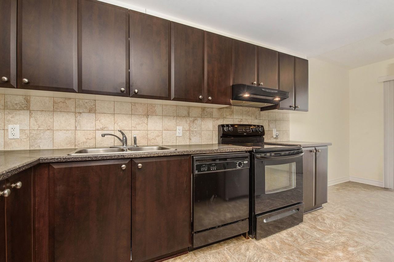 618 Chapman Mills Drive #B - Photo 7 of 31