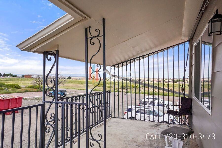 984 E Saxony Drive - Photo 7 of 8