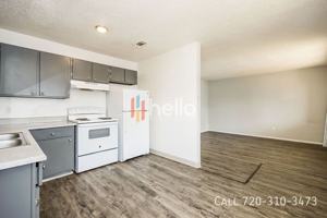 featured image of 984 E Saxony Dr