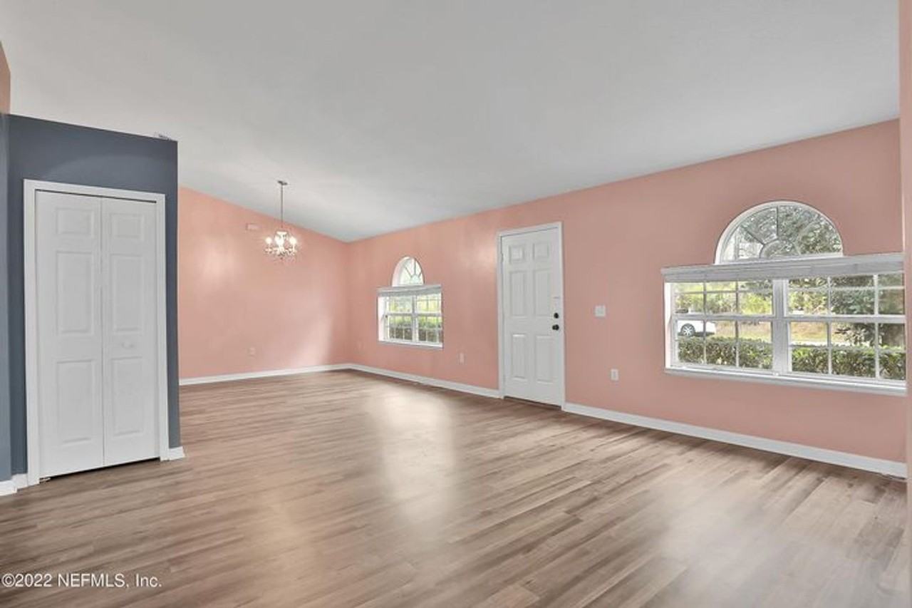 11 Wheatfield Drive - Photo 7 of 36