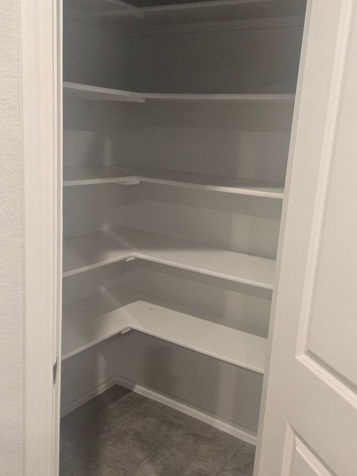 709 Blacktail Drive - Photo 7 of 18