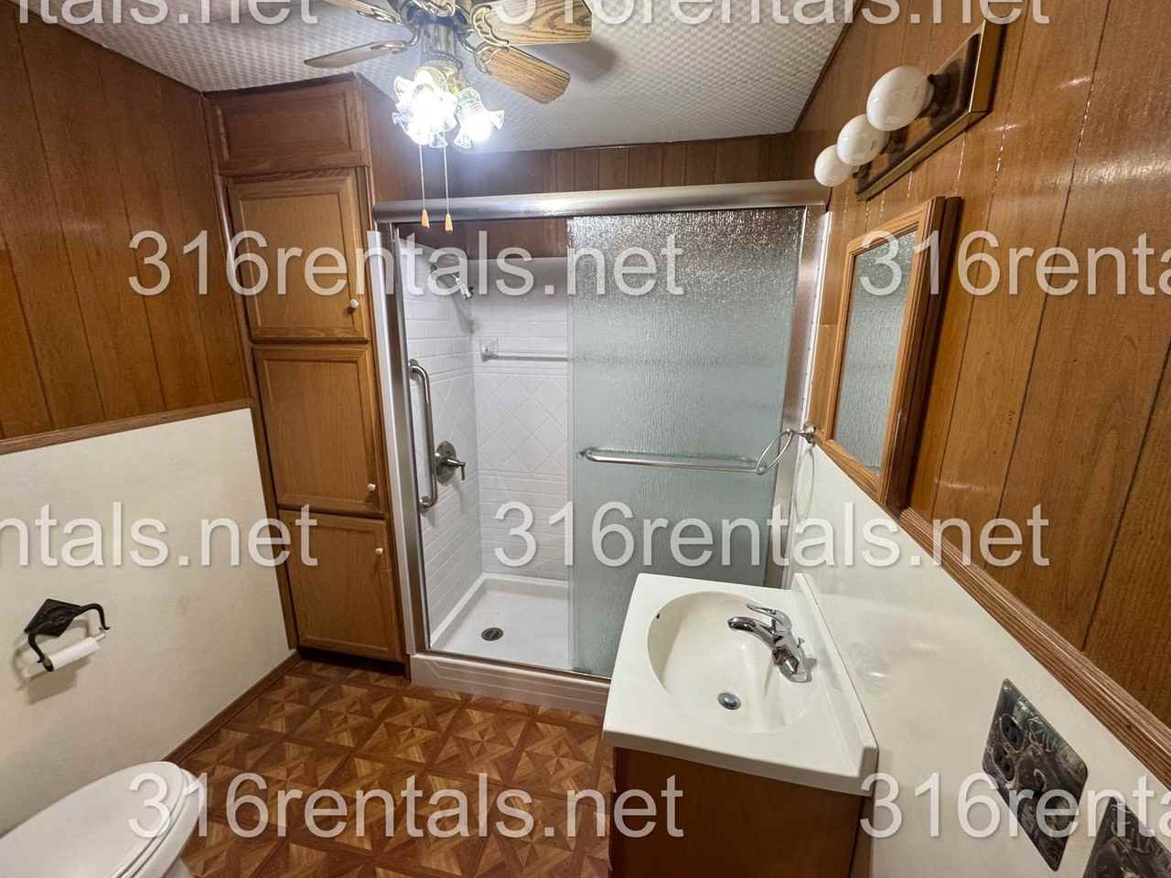 521 West 5th Street - Photo 4 of 9