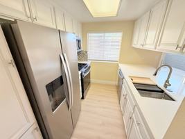 featured image of 266 East via Escuela #B