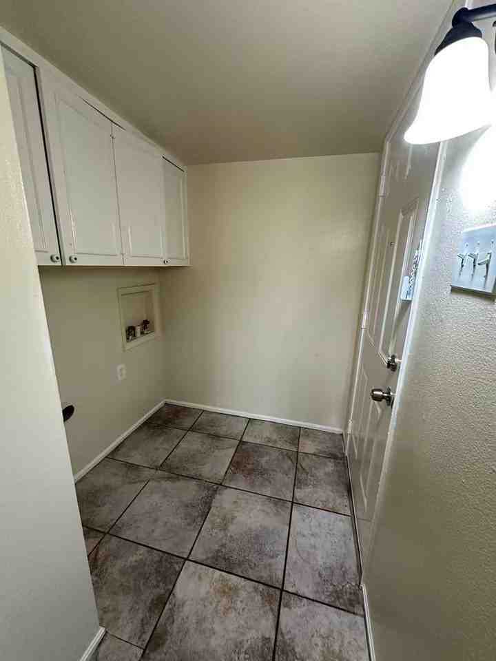 3001 Ripplewood Drive - Photo 7 of 8