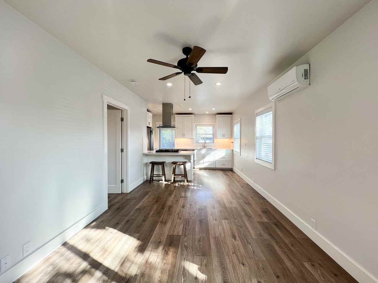 2100 Yajome Street - Photo 3 of 18