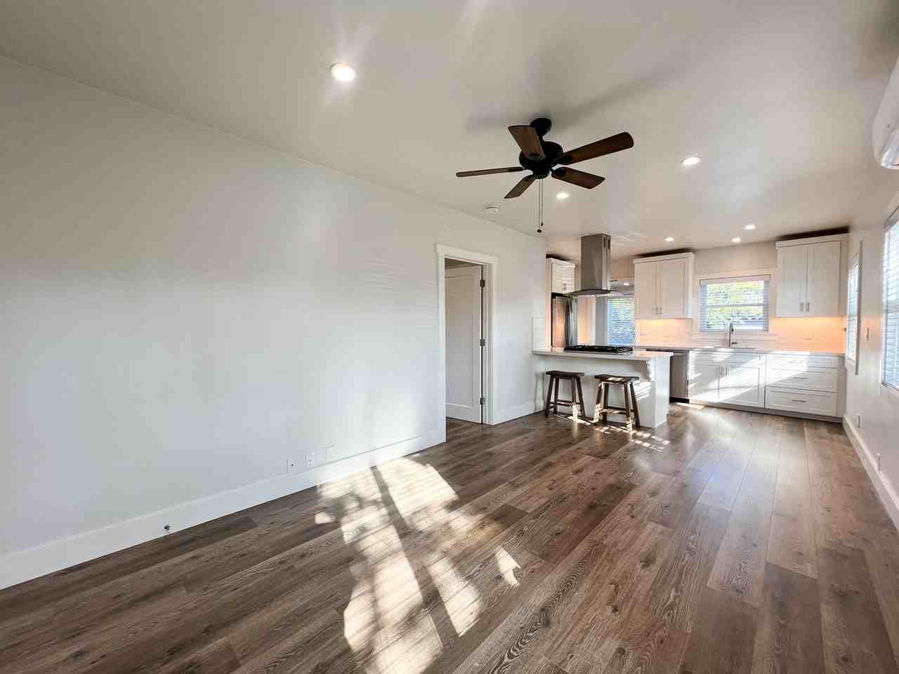 2100 Yajome Street - Photo 5 of 18