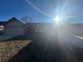 3005 SW Amberwood Ave. Duplex - Photo 1 of 1