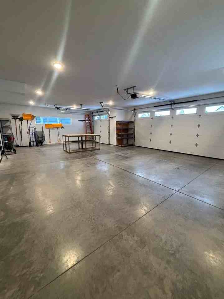 2754 Paniolo Pl - Photo 2 of 29
