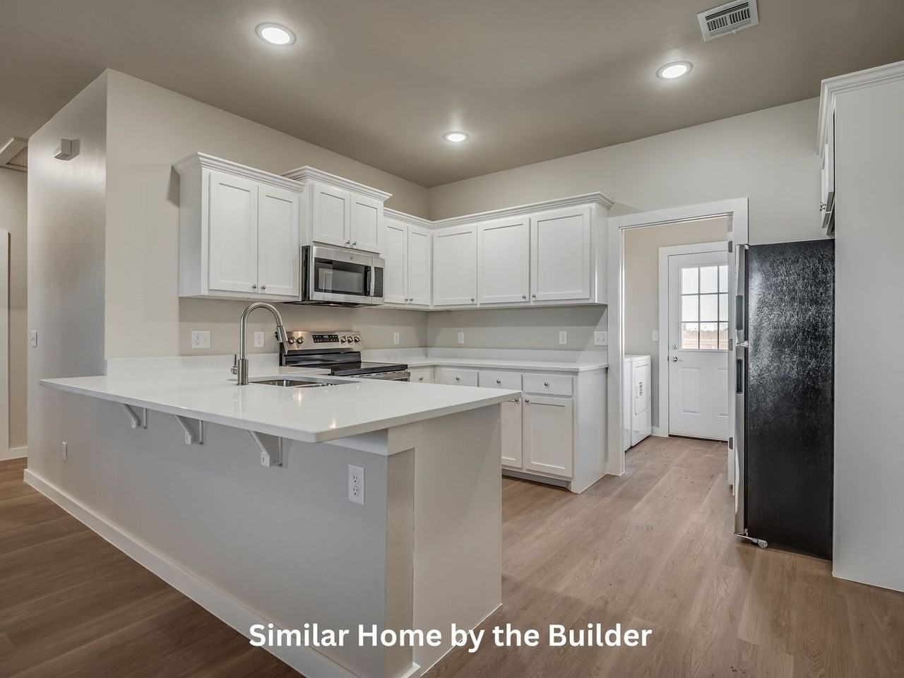 122 Sterling Drive - Photo 2 of 41