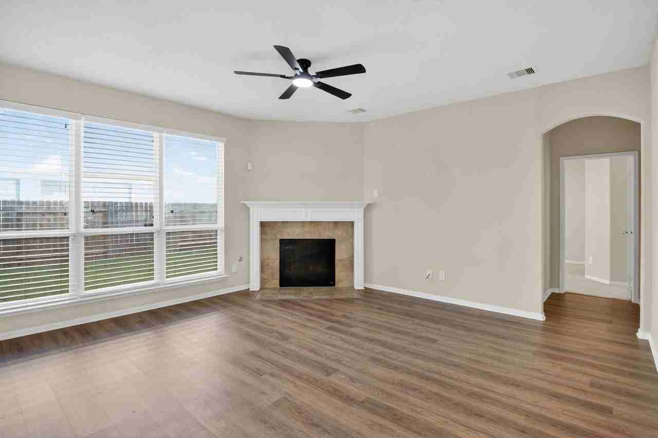 4938 Yearling Ridge Ct - Photo 6 of 31